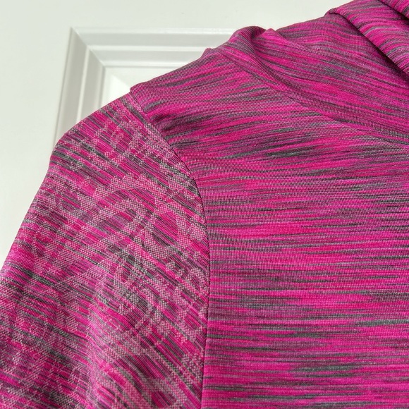 Climawear Seamless Workout Run Hoodie Top w Thumbholes on Paisley Print Sleeves - Picture 6 of 9